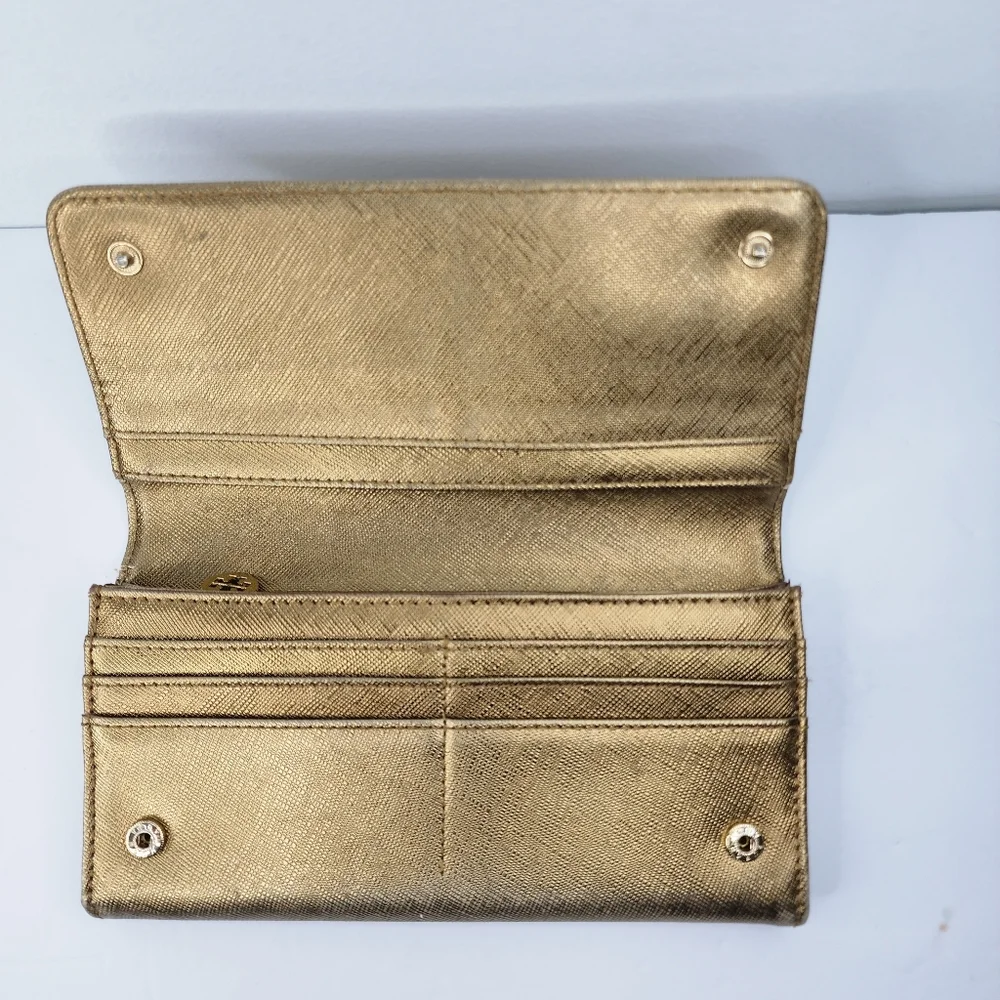 TORY BURCH Robinson Envelope Continental. Gold.